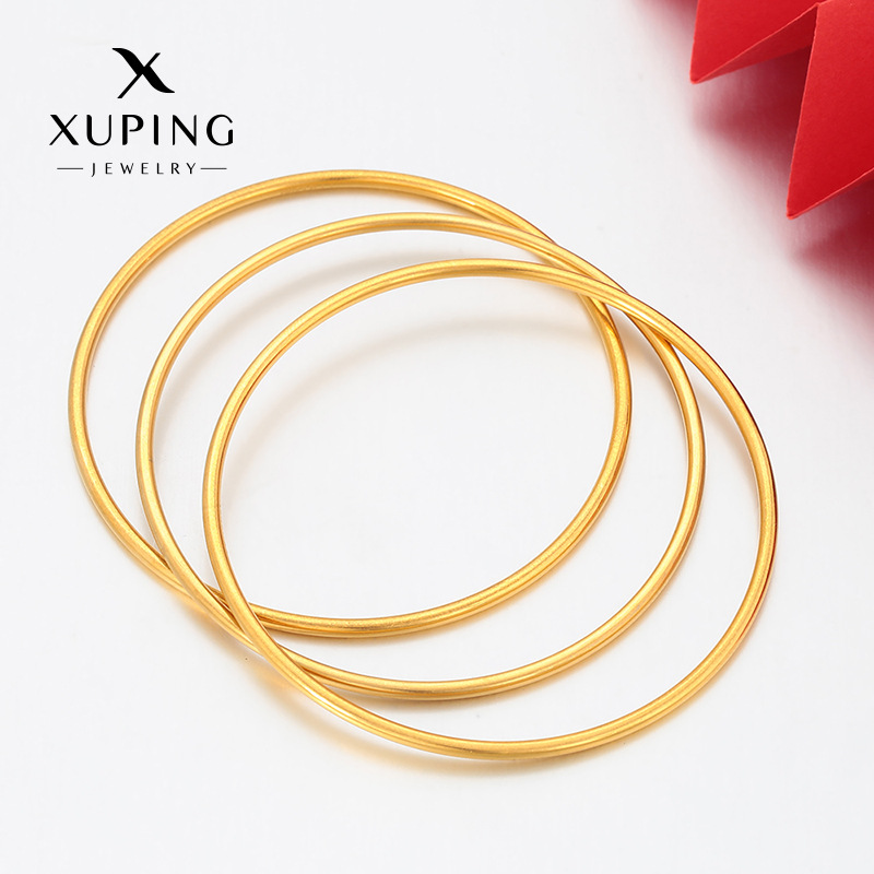 Xuping simple acero inoxidable brillante anillo pulsera imitación de oro europeo y americano lujo ligero temperamento tres capas para usar joyas al por mayor