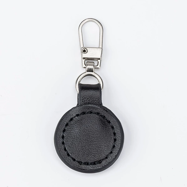 Round leather black* with silver buckle
