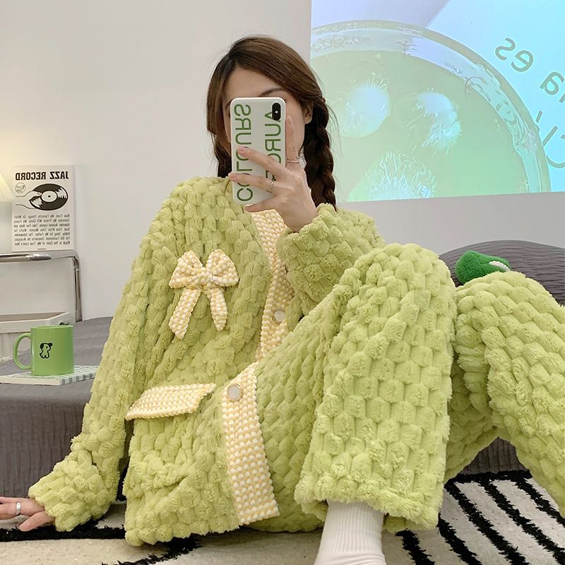 Al por mayor transfronterizo otoño y invierno nuevo pijama de chicas polvo amor pequeño grano jacquard coral veludo 300g ropa casera casual