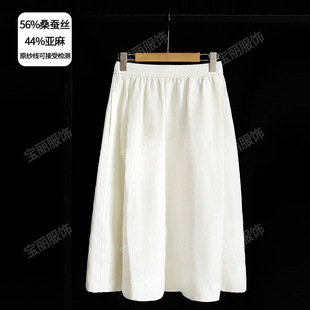26��С��Ů�b�����¿��ɫ����켏�վo���ٴ��и����L�����e��ȹ