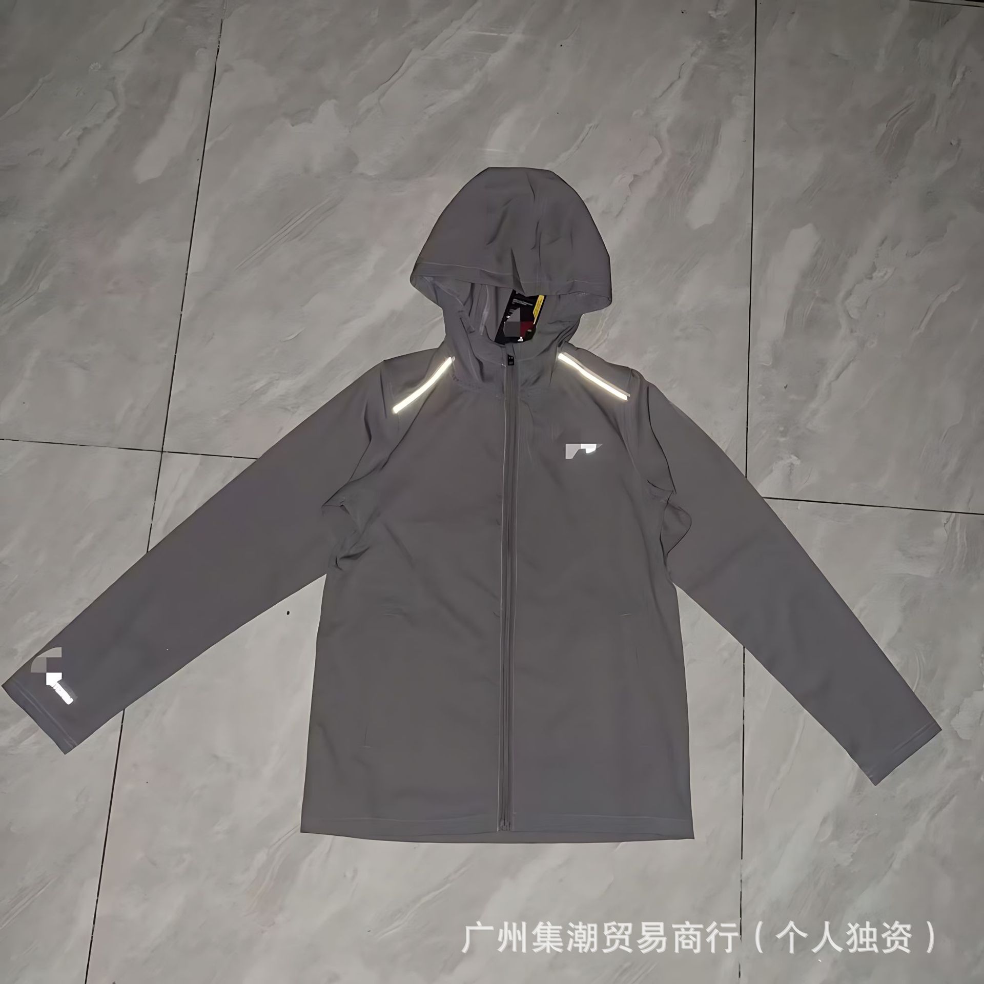 Nuevo traje de asalto deportivo de hielo primavera y otoño chaqueta de secado rápido chaqueta encapuchada a prueba de viento chaqueta de otoño chaqueta de hombre