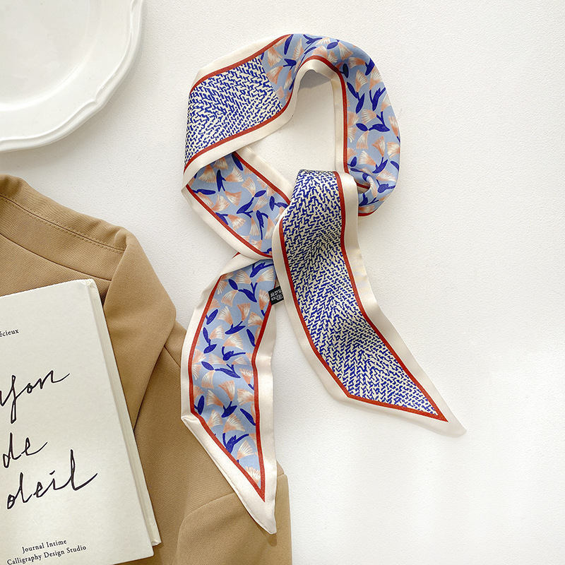 Цветок трости*