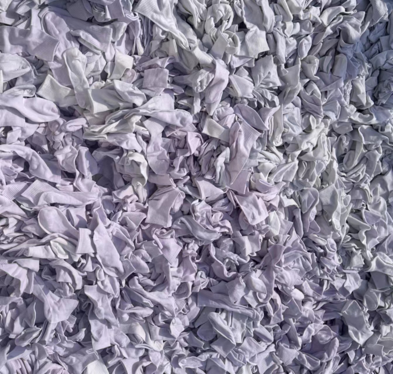 Zhuji calcetines al por mayor primavera y otoño calcetines de los hombres de la mitad de la pantorrilla color sólido simple desodorante absorbente de sudor calcetines de los hombres de la moda de la calle