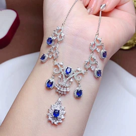 戒指;吊坠;耳钉