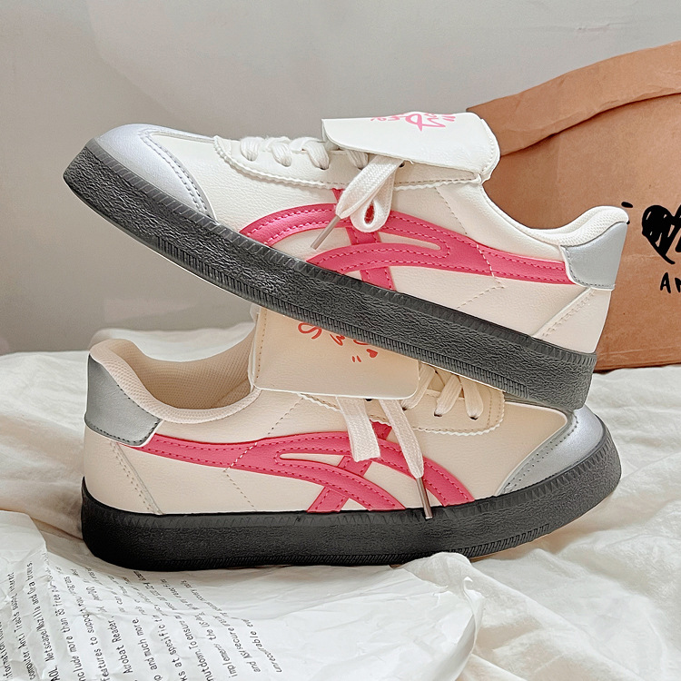 Nicho Zhong casual zapatos de entrenamiento alemán para mujeres verano y otoño 2025 nuevos zapatos de mujer con suela plana universal zapatos deportivos retro antideslizantes para mujeres
