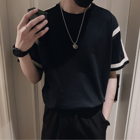 Plus-size men's trendy brand half-sleeve T-shirt for larger builds, featuring a loose fit, extended sizing, and eye-catching contrast-colored woven straps.