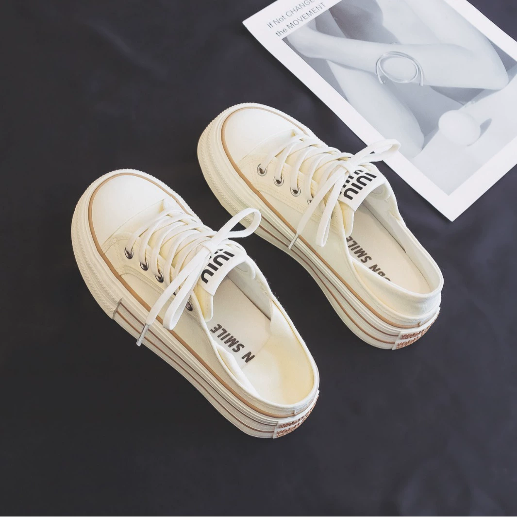 В наличии. Весна/лето 2025. Новые студенческие повседневные универсальные низкие кеды на толстой подошве с двусторонней полузакрытой защитой для женщин 1336.