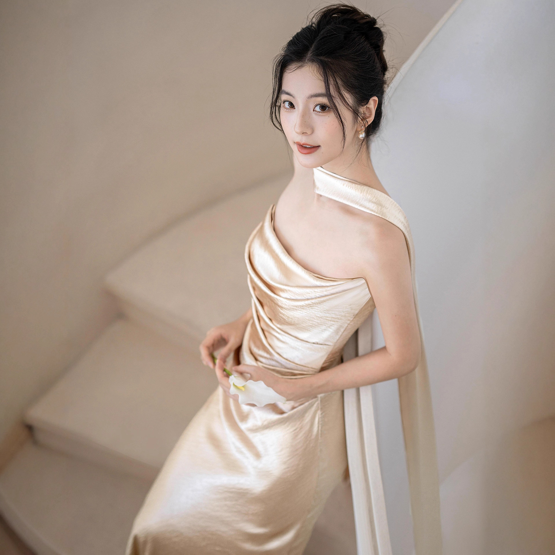 Beautiful Morning Robe for Brides, 2026 New Style, High-End Champagne Gold Engagement Evening Dress, Classy Light Luxury Toast Dress