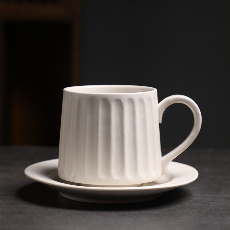 Estilo japonés vintage de cerámica taza de café y platillo traje creativo regalo taza de té de la tarde taza de café de gres
