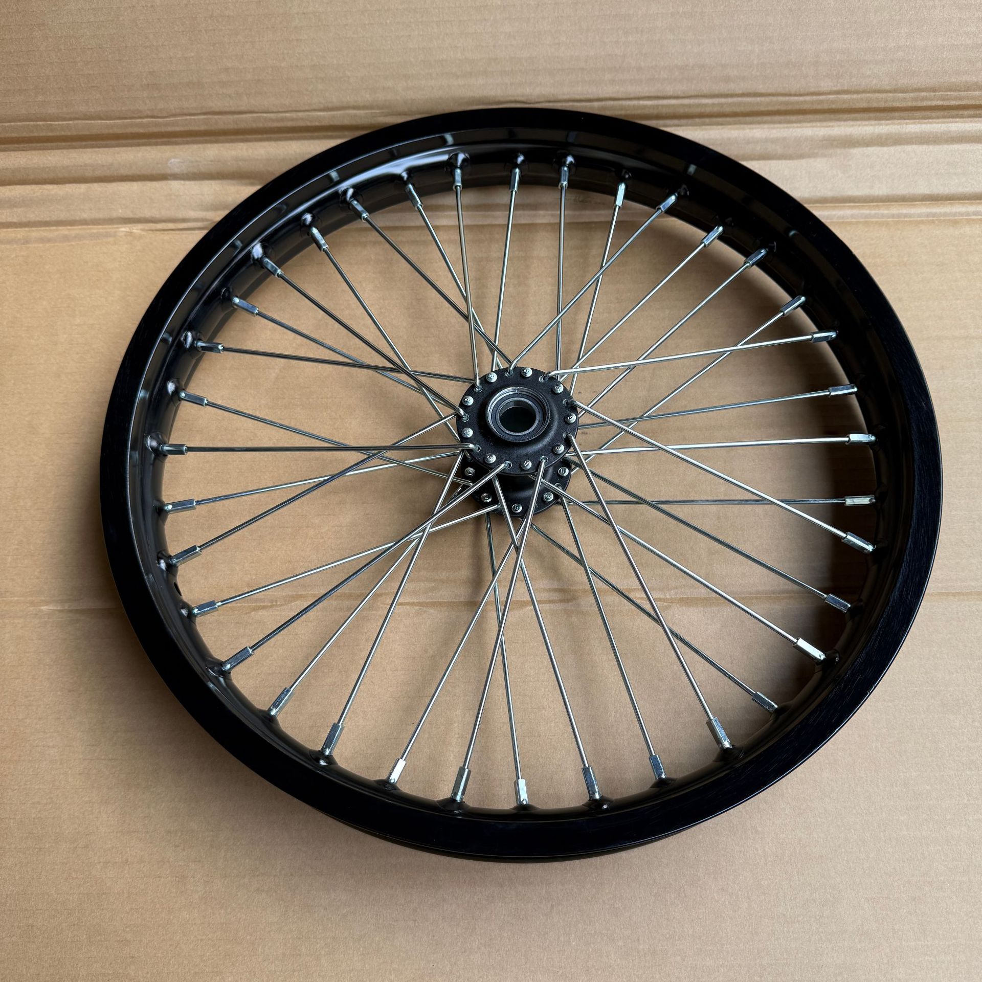 Suitable for Sur-Ron Light Bee modified front 1.60-17 wheel hub assembly, Sur-Ron Light Bee X universal rear wheel set