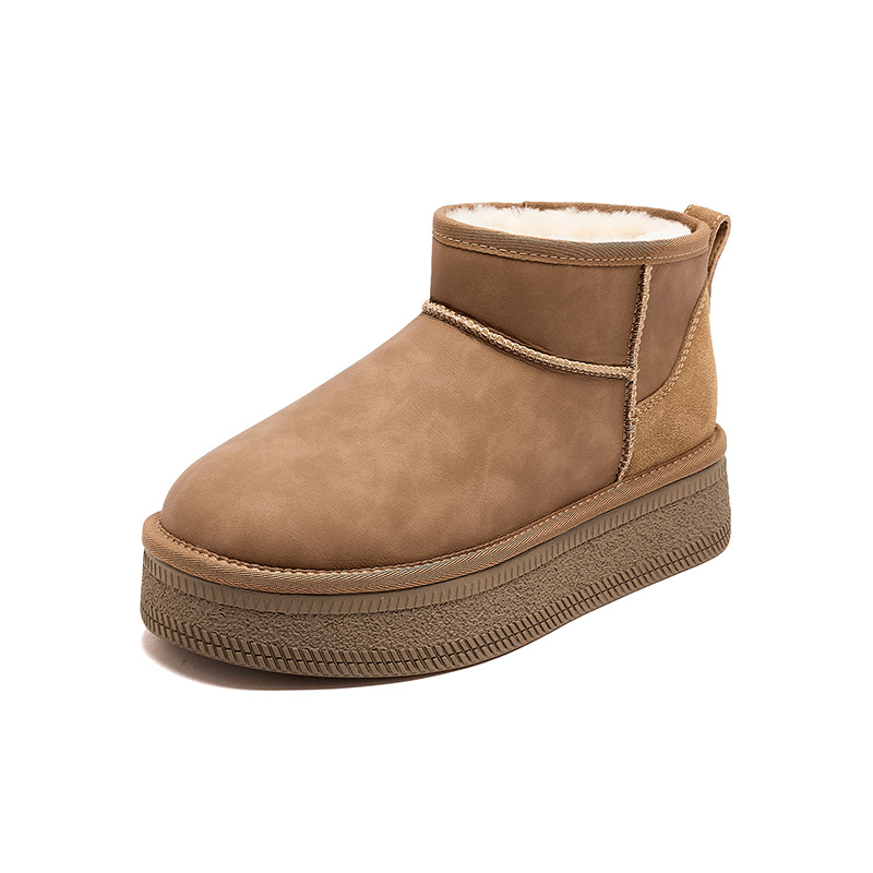 Botas de nieve de fondo grueso para mujeres 2025 nuevos zapatos de invierno perezosos con un pie de terciaria y pan de algodón grueso