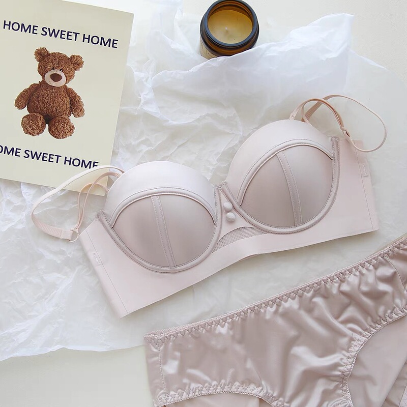 French Strapless Underwear for Girls, Pearlescent Silks and Satins, Small Breast Push-Up, Anti-Sagging, Wire-Free Bra Set
