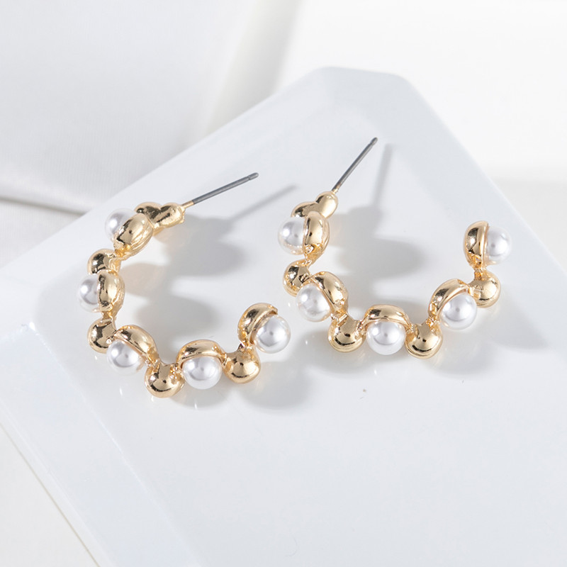 1 Pair Retro C Shape Inlay Alloy Pearl Ear Studs display picture 2