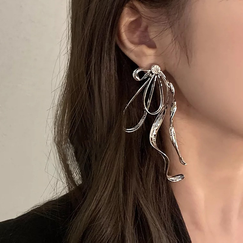 European and American personalized creative multi-layered ribbon metal earrings female Internet celebrity ins niche design temperament earrings earrings trend