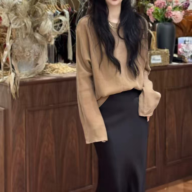 高级感气质轻奢圆领衬衫女秋季宽松复古时尚简约铜氨丝上衣|undefined