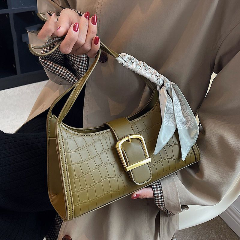 Luxury Niche Design Women's Handbag 2026 New Spring Versatile Fashion Single Shoulder Underarm Baguette Bag - Thumbnail 2