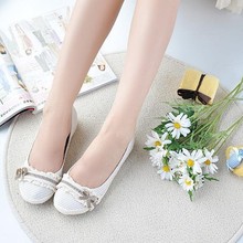 2024款春秋单鞋平底鞋豆豆鞋牛津鞋布面浅口学生鞋40-43码外贸