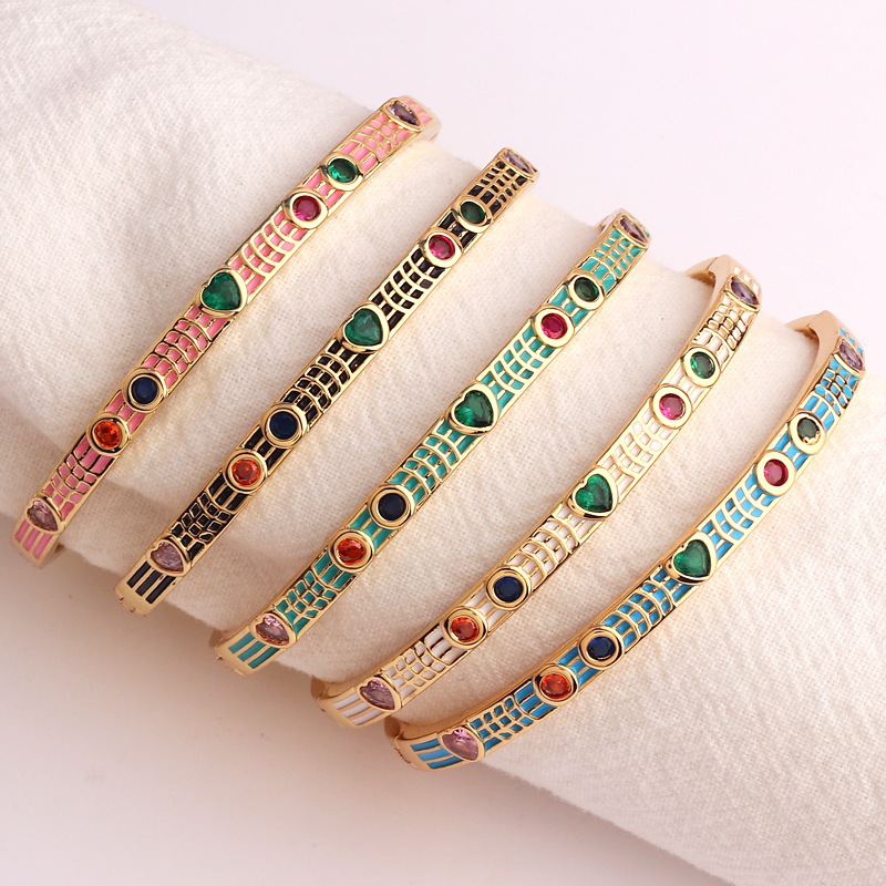 Retro Round Heart Shape Copper Enamel Zircon Bangle