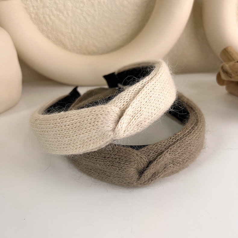 Korean Version Wool Knotted Wide-brimmed Headband display picture 5