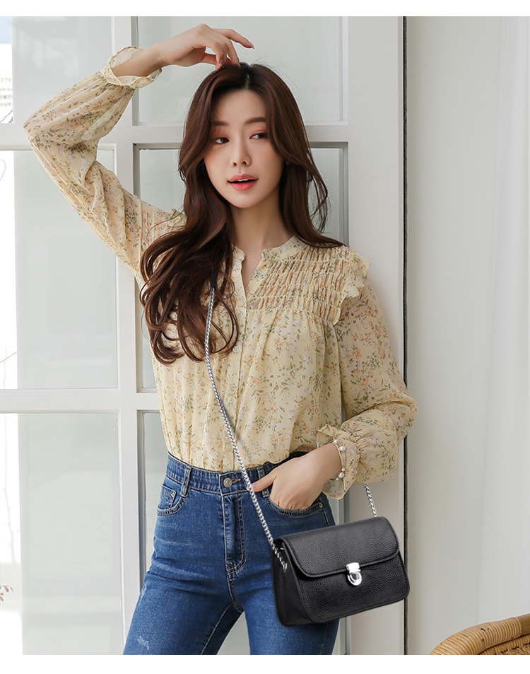 Black Lychee Pattern Small Square Bag