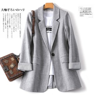 �W�t���b����Ůʿ�n��2025�괺���¿�������e���°ٴ�С����
