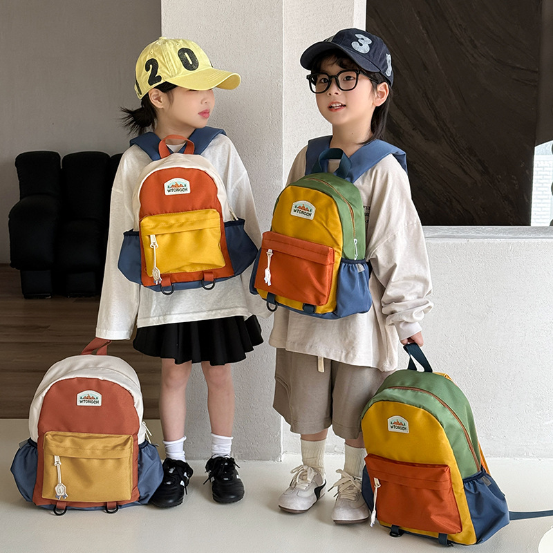 新款拼色儿童双肩包可爱幼儿园书包男女童休闲轻便外出旅游背包