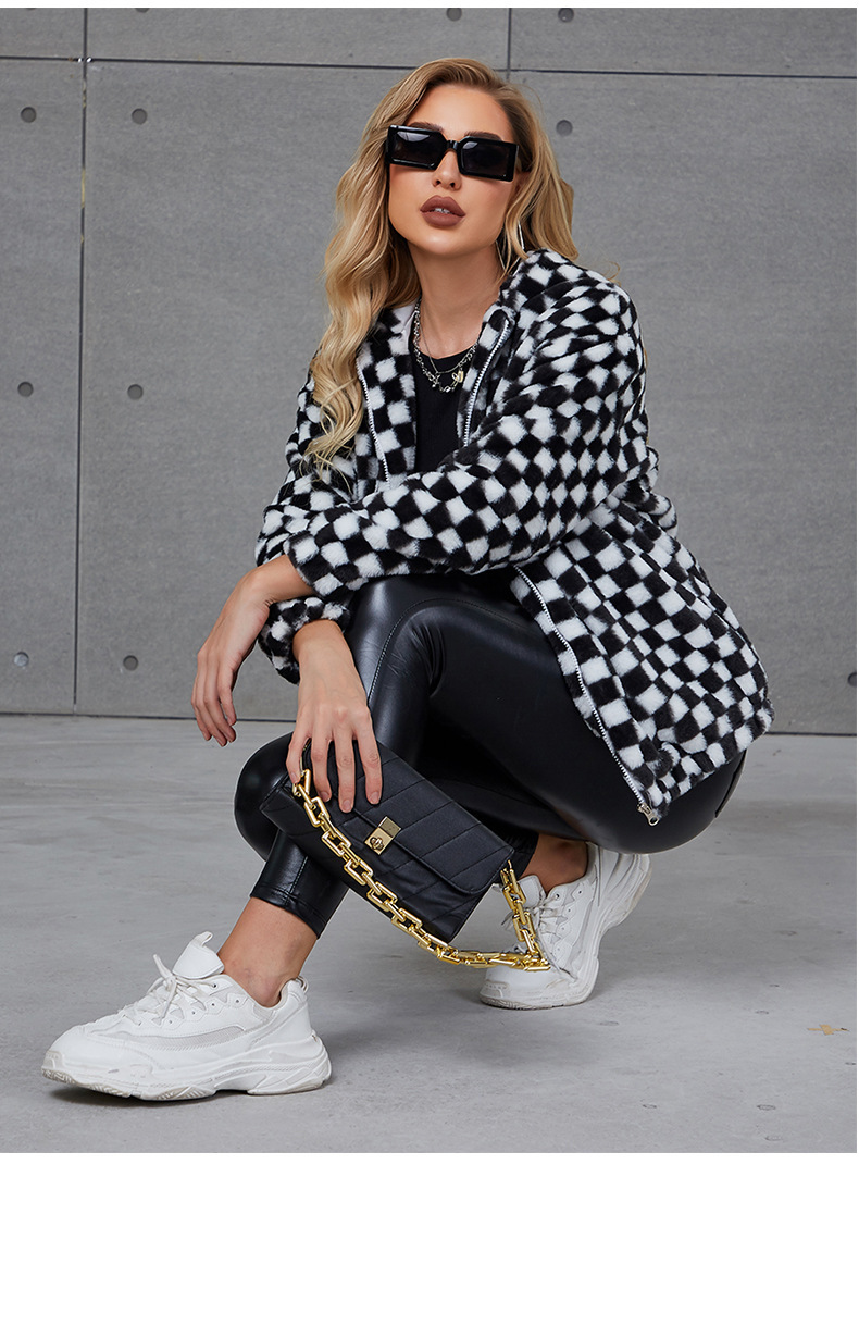Women's imitation fur outerwear black and white checked short coat_voghion.com
