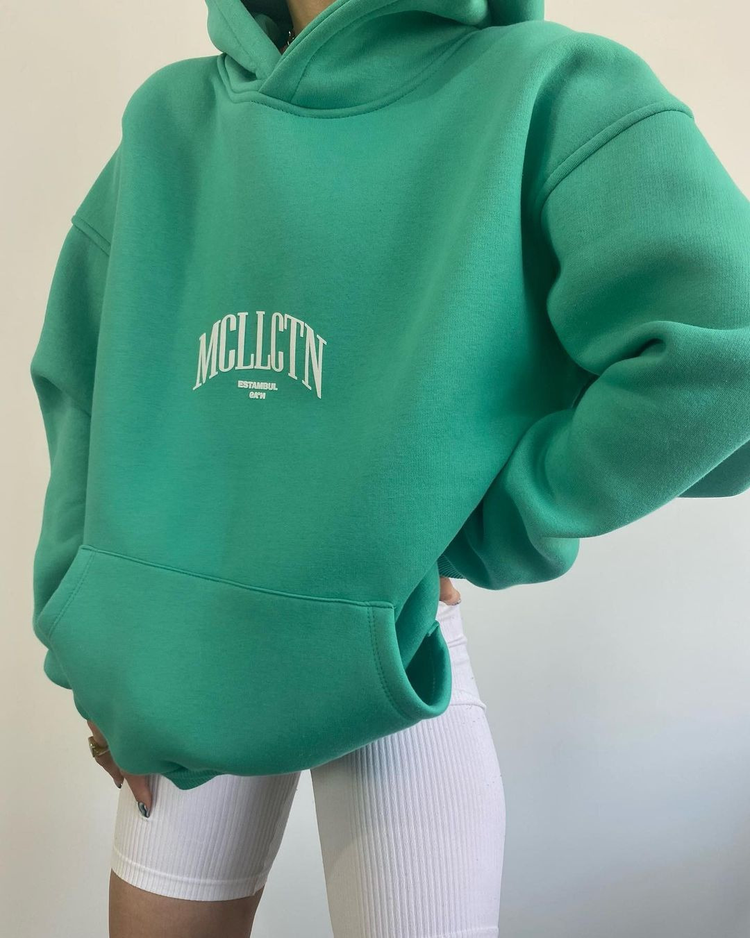 2023 Damski sweter z nadrukiem, uniwersalny top z długimi rękawami i kapturem dla kobiet_voghion.com