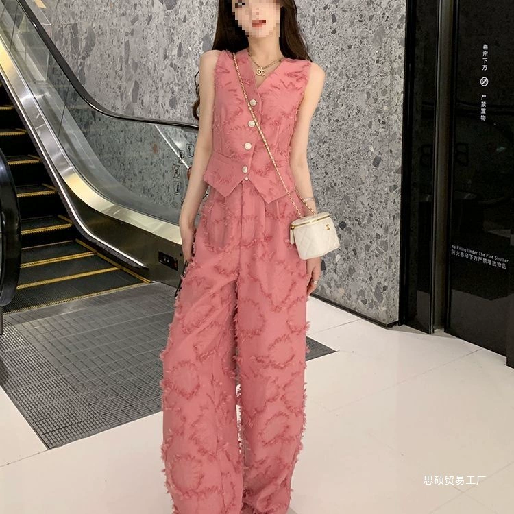 Женский костюм в твидовом стиле, лето 2025, утягивающий вид и спортивный повседневный костюм, уменьшающий возраст, жилет, широкие брюки, комплект из двух предметов, утягивающий вид