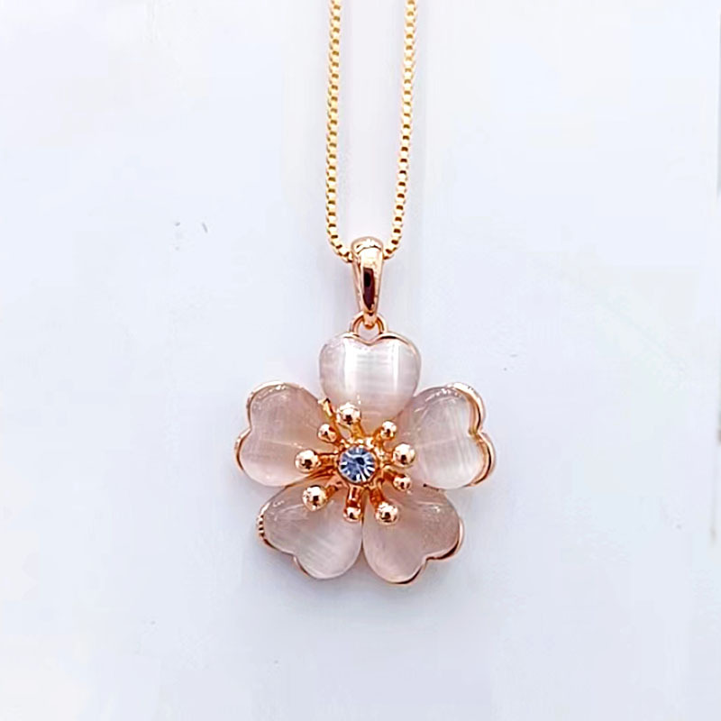 ¿ʷɫèʯŮԸ߼жƽζ