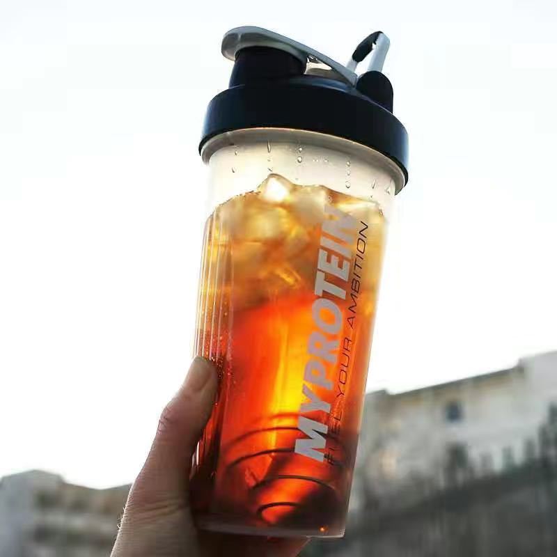 600ml Sports Shaker Cup Fitness Water Cup Milkshake Cup Protein Powder Mixing Cup with Printing Gift Cup Hand Shake
