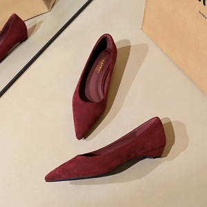 c Korean version low heel professional women's shoes with pointed toe, shallow mouth, high-end feel, suede temper
