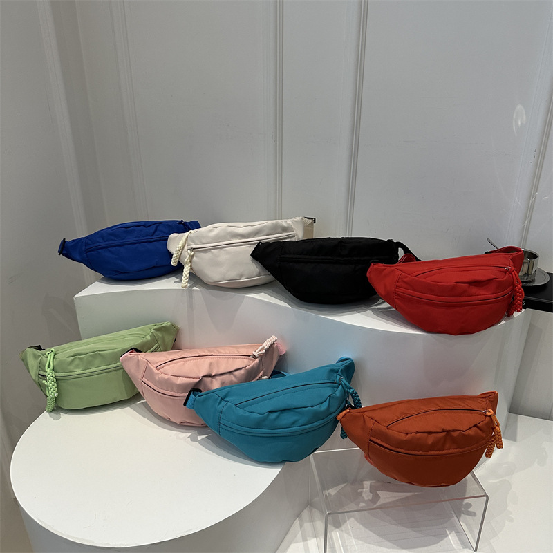 Bolso de pecho de moda simple de verano 2024 nueva moda de nicho deportivo bolso de cintura casual simple bolso de hombro para mujeres