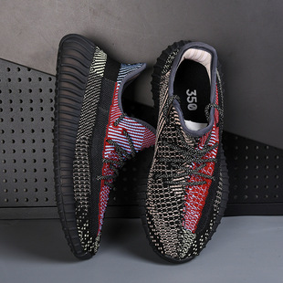 Ҭ��Ь��350V2�ڼtʯ��M���Ƿ���l�����e�\���ܲ�Ь���е���ɫ
