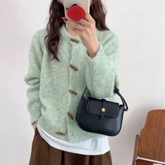 复古牛角扣圆领针织开衫女秋冬季温柔氛围感宽松软糯减龄毛衣外套