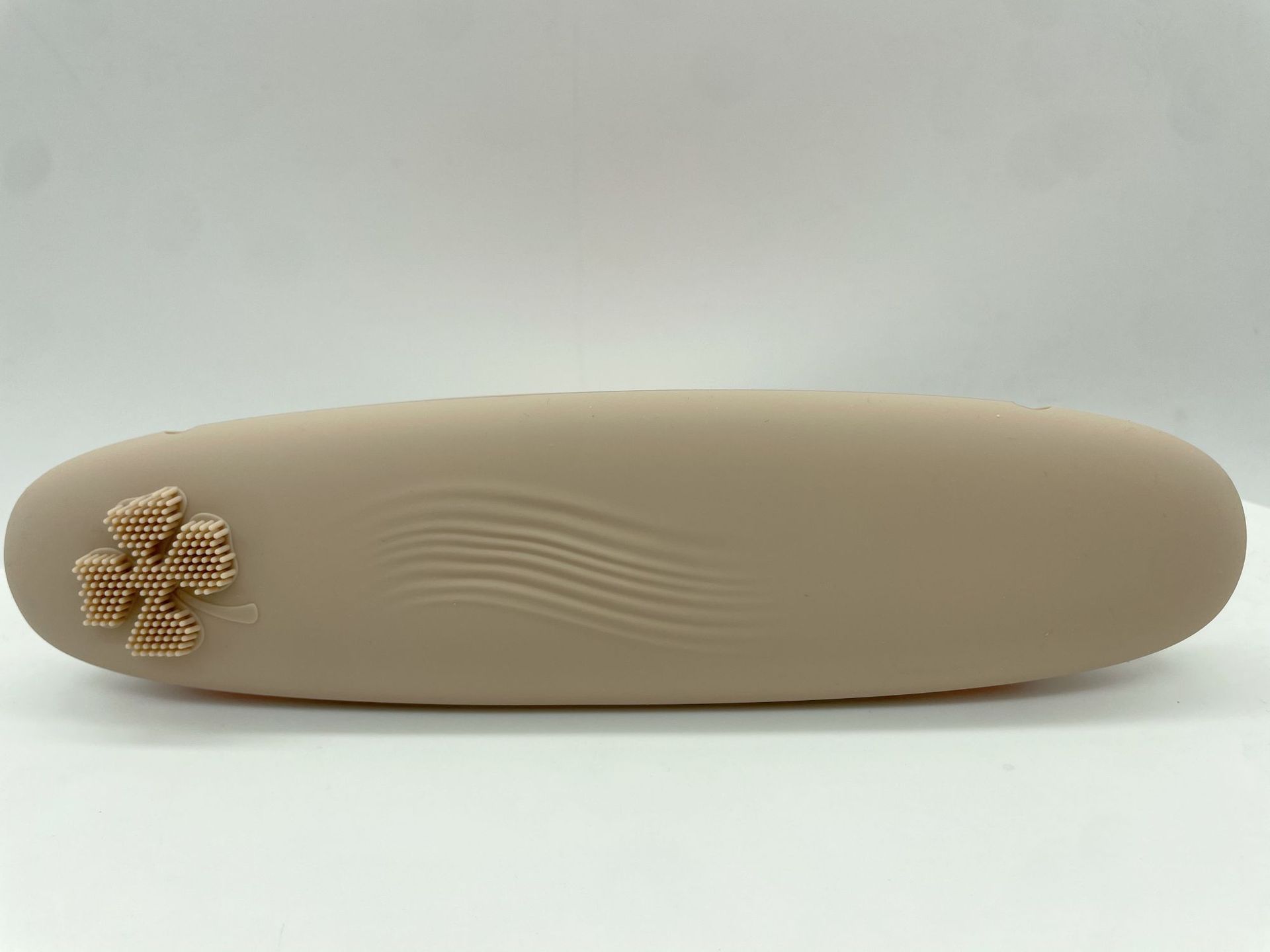 타원형 화장품 가방 다크 브라운