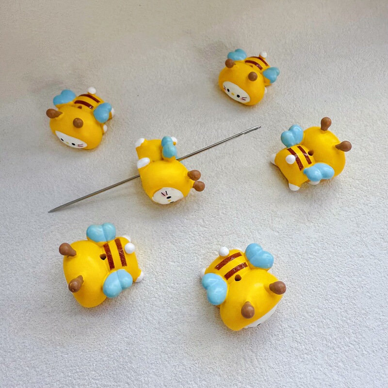 手绘树脂KT小蜜蜂diy串孔潮玩萌粒 手机链饰品配件摆件饰品|undefined