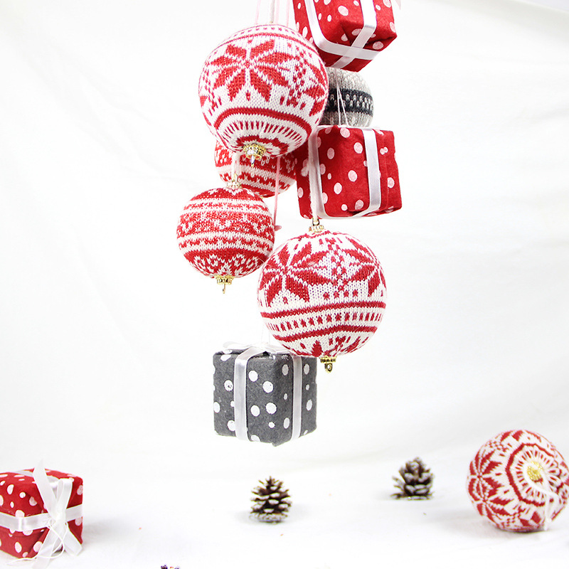 J7IB圣诞节圣诞树配件ins风红色挂件礼包新年拍摄装饰品布艺挂饰