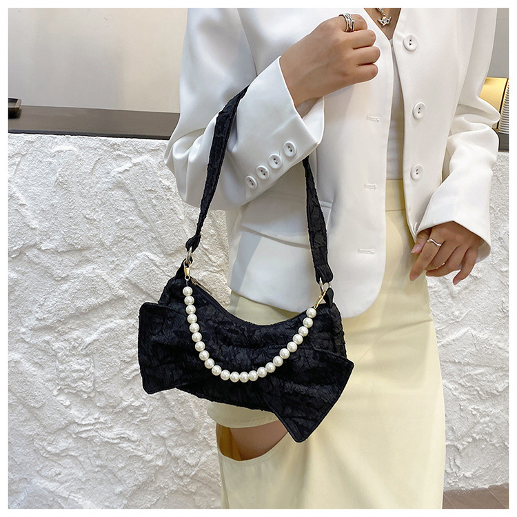 Bowknot Solid Color Pearl Chain Folds Single Shoulder Messenger Underarm Bag Wholesale Nihaojewelry display picture 8