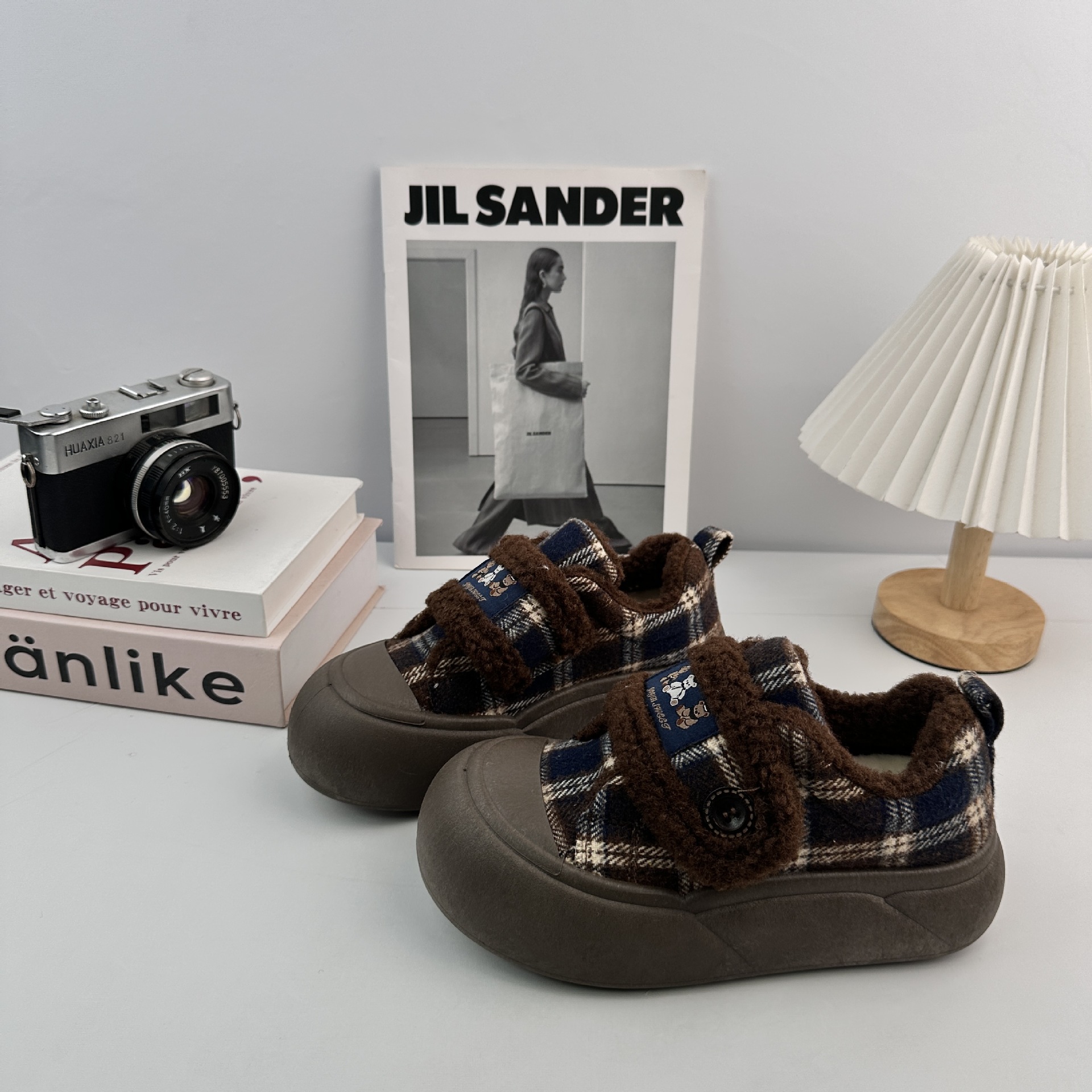 Yuanbo invierno aumento de suela gruesa y zapatos de lana de mujer zapatos casuales de algodón estudiantes 2025 nuevos zapatos de mujer