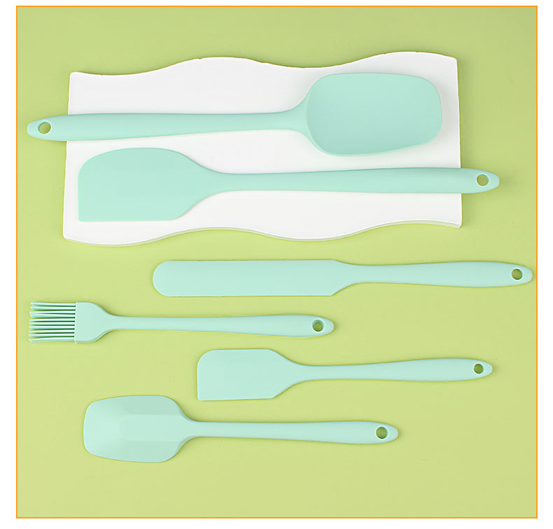 Spot Silikon integrierter Schaber 6-teiliges Schaber-Öl-Pinsel-Set Backwerkzeuge Kuchen-Creme-Spachtel