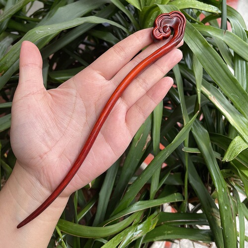 Small-leaf red sandalwood antique carved hairpins for hair, hand-polished wooden crafts, antique mahogany gifts wholesale