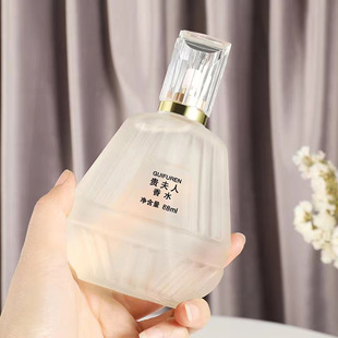 �W�t�����F������ˮ�Ȼ����Ůʿ�־õ���ˮС������Խ�����l���l