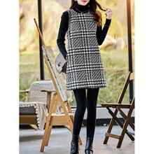 9225千鸟格毛呢连衣裙女秋冬气质2024年新款高级感无袖打底马甲背