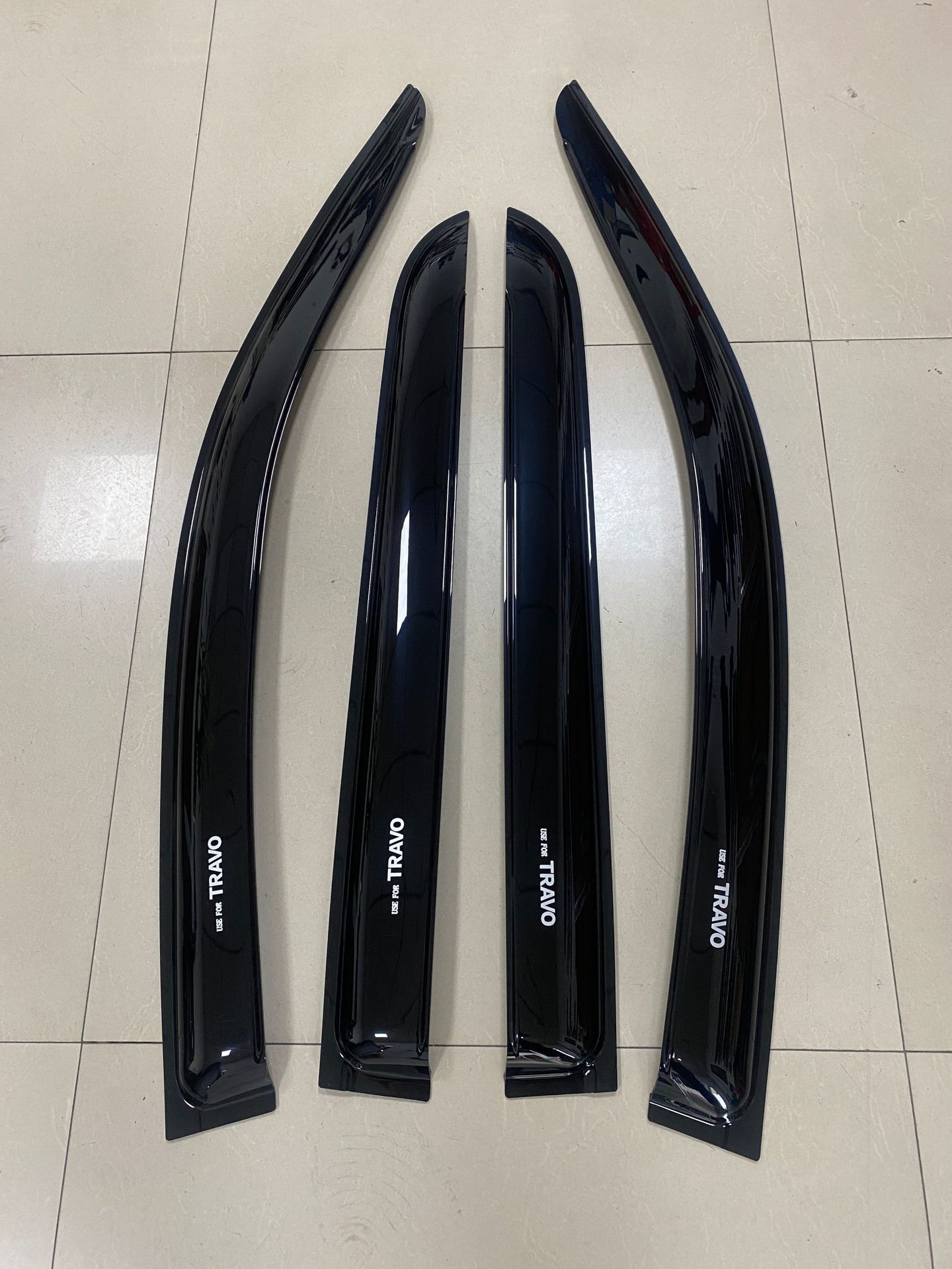 Hilux Travo Rain Shield 2026 New Model Hilux Travo 4-Door Rain Shield Travo Rain Visor Car Window