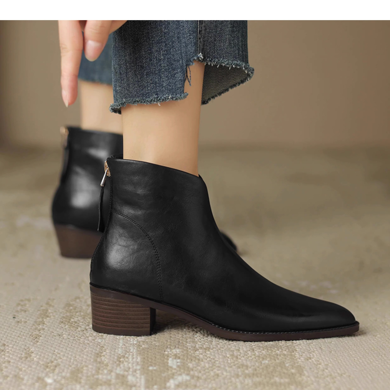 Winter Martin Boots For Women Retro Pointed Toe Mid Heel V Cut Chunky Heel British Style Fashion Boots_vogvips.com