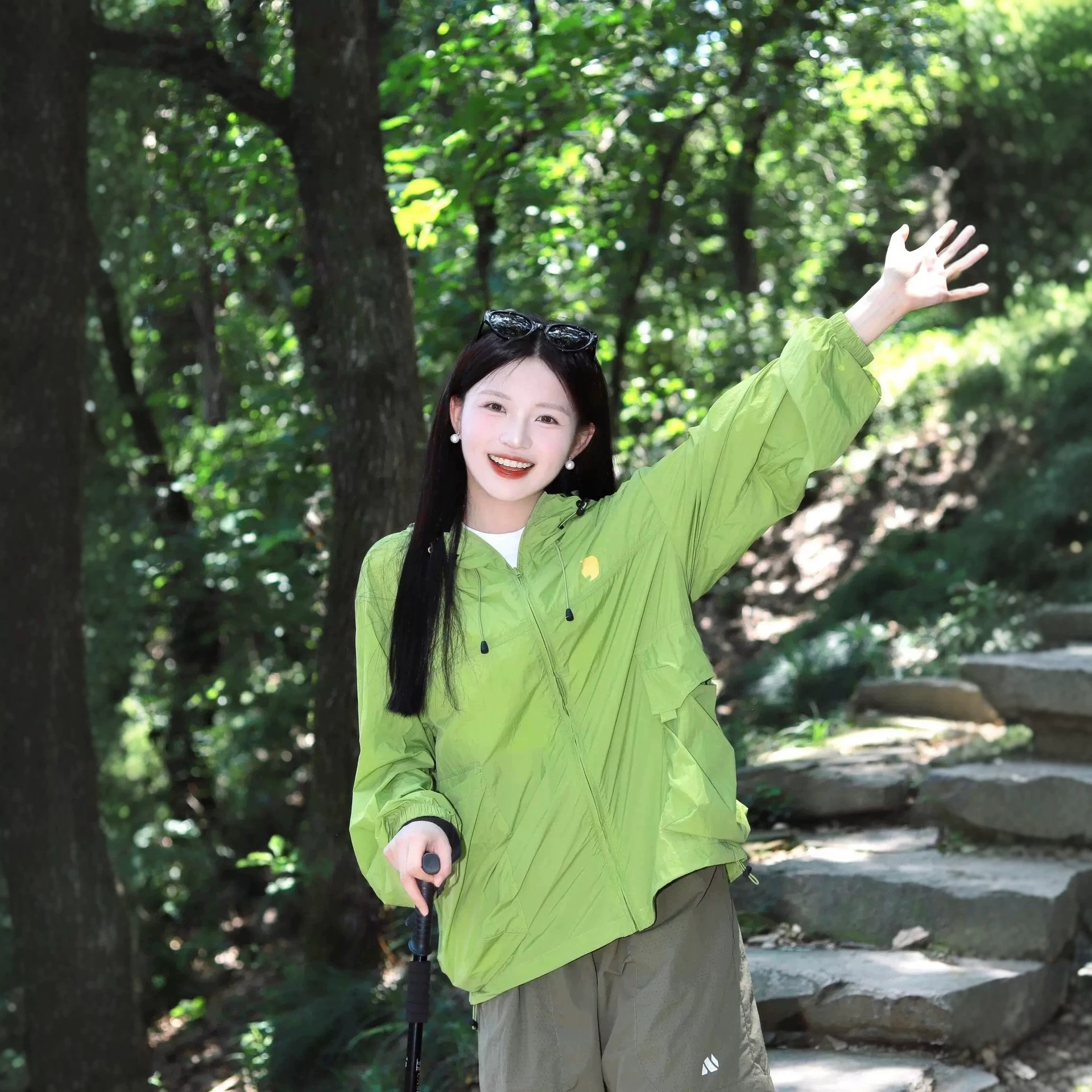 Women's Green Thin Breathable Loose Hooded Outdoor Sun Protection Jacket 2026 New Style UV Protection Summer Workwear Jacket