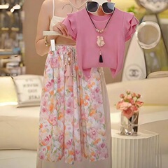 女の子スーツ夏 2025 新しいスタイル子供の小さなフライングスリーブ Tシャツ夏の小さな女の子カジュアルパンツ 2 点セット
