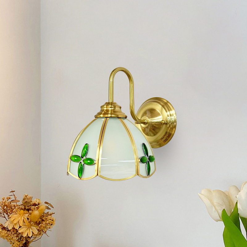 Lámpara de soldadura hecha a mano francesa retro estilo americano de cabecera de cama decoración de pasillo de comedor de arte de colores lámpara de pared de vidrio