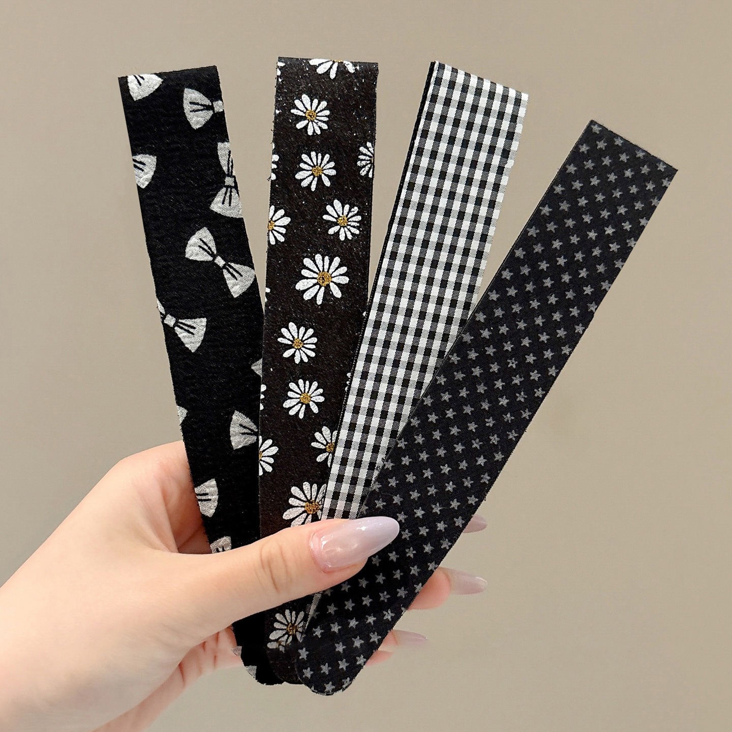 Velcro clip para el cabello rotos clip para el cabello de la red de mujeres con el mismo estilo de verano fuera clip delgado frente pequeña margarita mujer